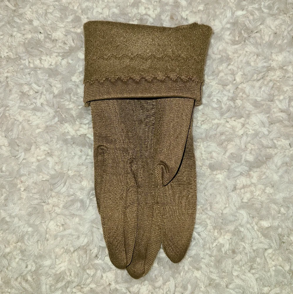 Brown Gloves Vintage Style